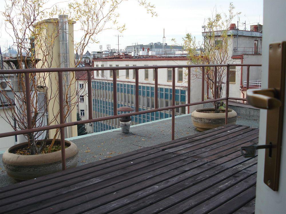 Pension Unie Prague Extérieur photo