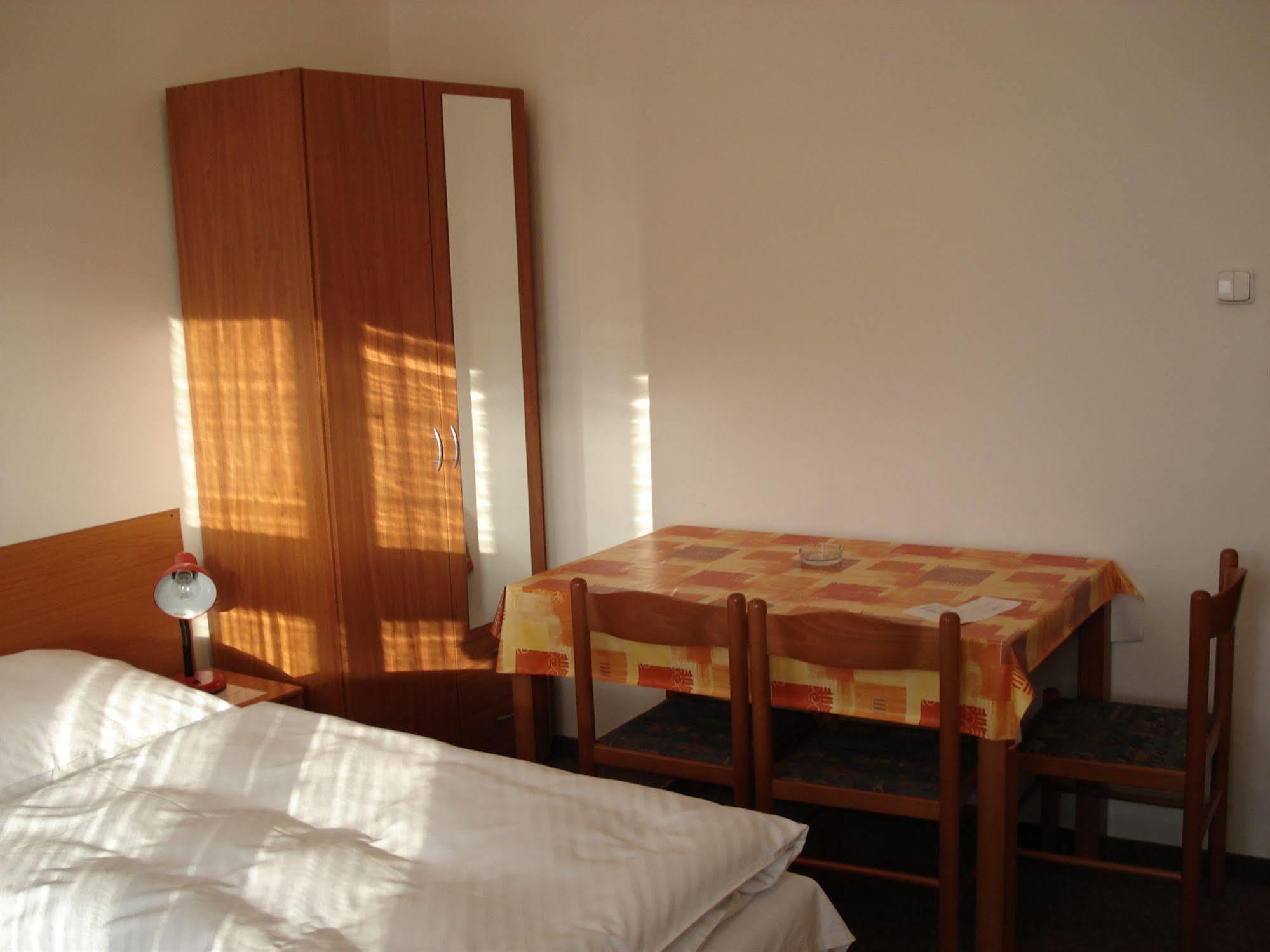 Pension Unie Prague Extérieur photo